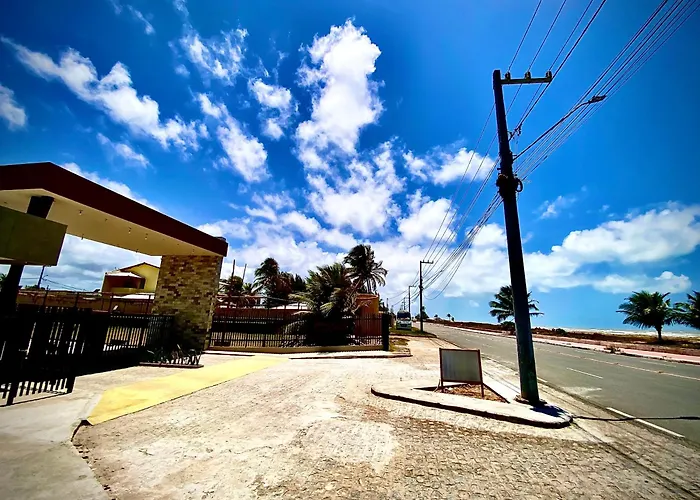 Casinha Da Praia Em Condominio Em Frente Ao Mar